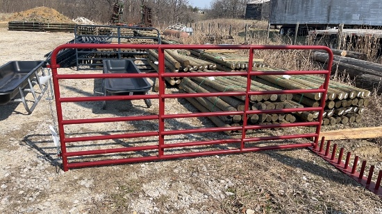 Tarter Red 10’ 7 Bar Gate