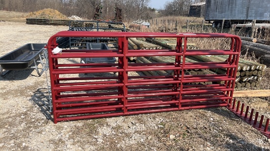 Tarter Red 10’ 7 Bar Gate
