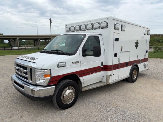 2014 Ford Ambulance