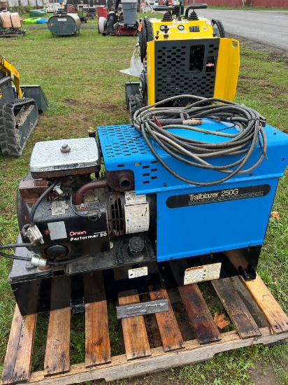 Miller 250G ACDCX Welder Generator WORKS and RUNS as should