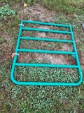 4' gate