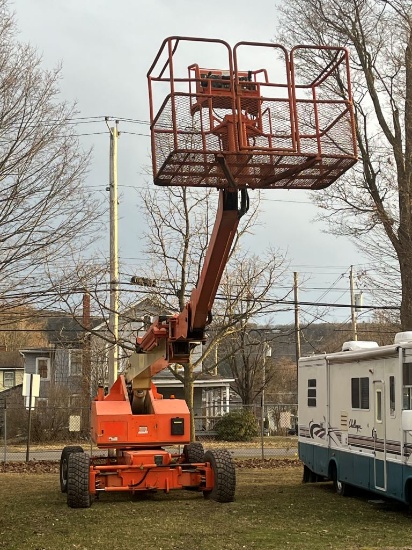 JLG S120 Boom Platform Lift W JIB Diesel, NEW rubber  good condition