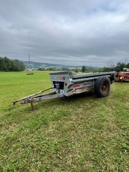 3615 New Idea Manure spreader