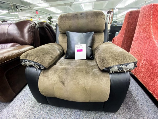 Fabric cushioned recliner chair (brown/ black)