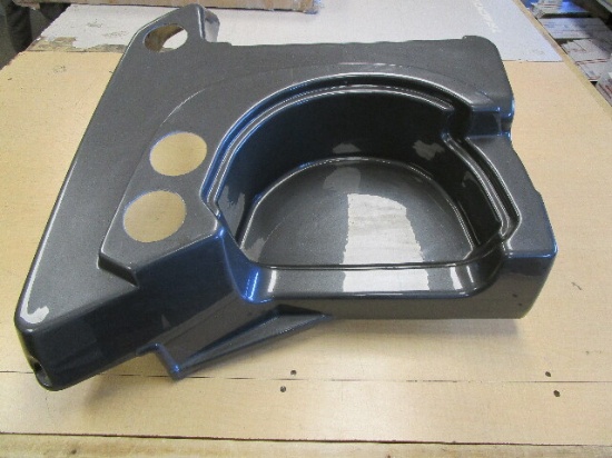 Tracker Targa fiberglass dash console, part # 335697 marine boat