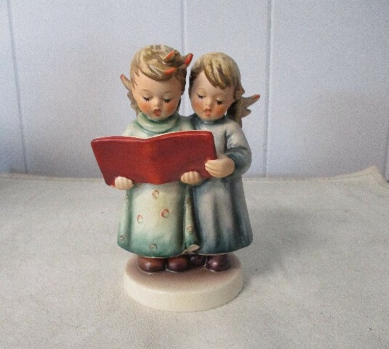 Goebel Hummel "Angel Duet" figurine # 261 TMK 6