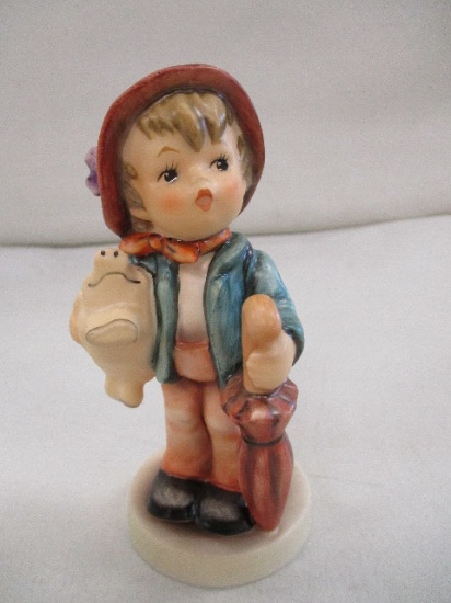 M.J. Hummel Goebel 1989 Limited Edition figurine Der Glucksbub Lucky Boy, part # 335/0 TMK-7