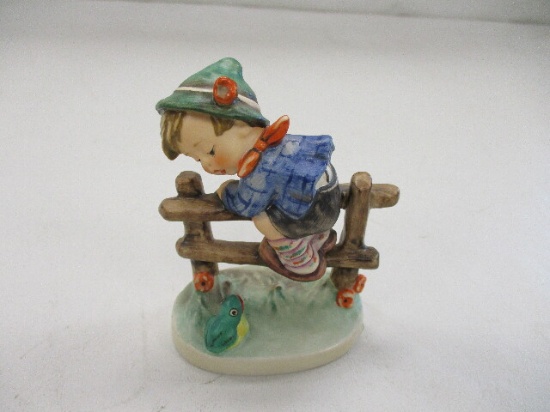 M.J. Hummel Goebel retreat to safety figurine, part # 201 2/0 TMK2