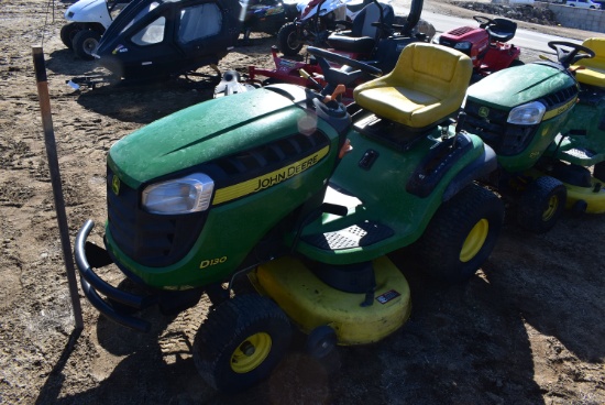 John Deere D130 riding lawn mower