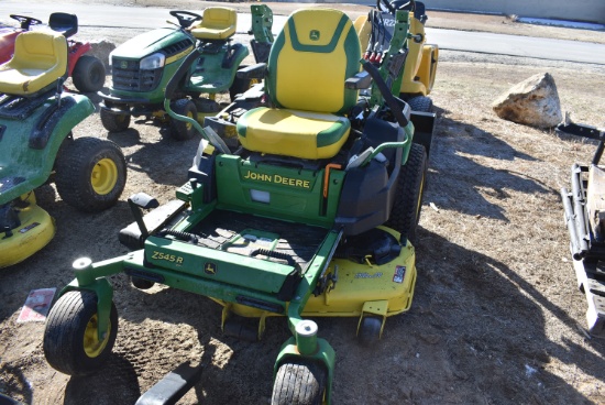 John Deere Z545R zero turn mower