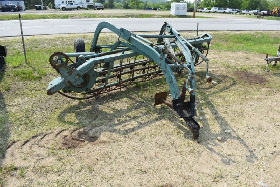 Oliver 9' side delivery hay rake