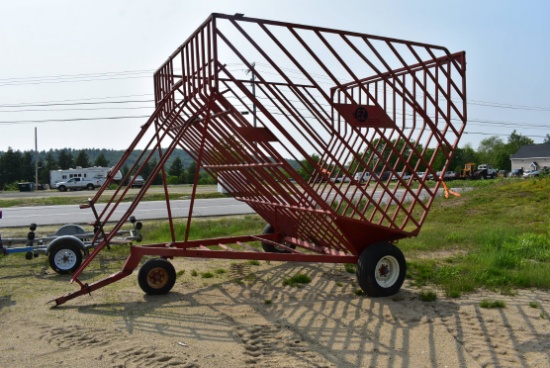 E-Z hay wagon with dump