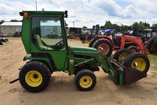1990 John Deere 655 tractor with bucket
