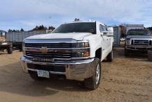 Chevy 2500 HD crew cab pick-up truck