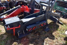 New fifth wheel trailer attachment