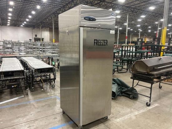 Hoshizaki Freezer CF18-FS, 27" x 33" x 80"