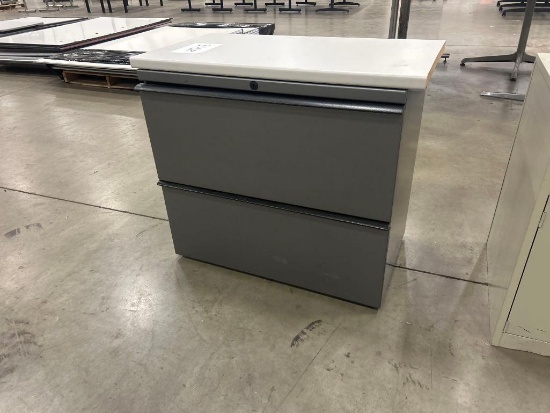 Filing Cabinet 2 Compartment 32" x 18" x 28"