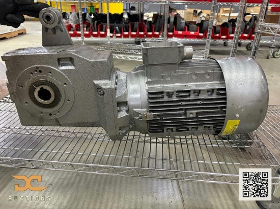 (1) Baldor Reliance Super E Motor