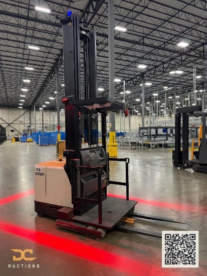 (1) 2015 Crown Order Picker SP4050-30 *Battery Included*