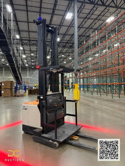 (1) 2015 Crown Order Picker SP4050-30 *Battery Included*