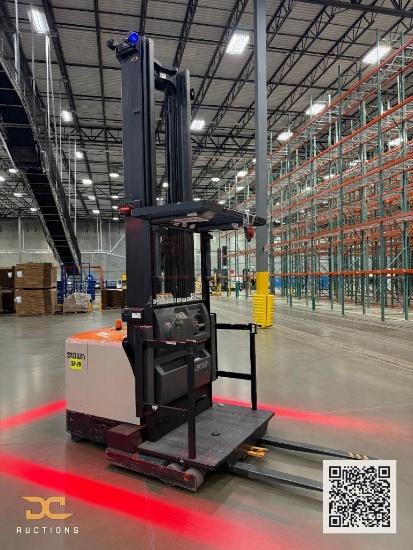 (1) Crown Order Picker SP4050-30