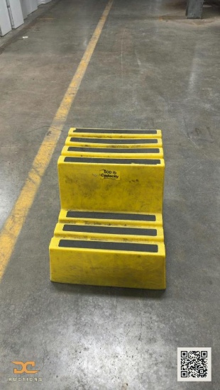 (1) Yellow Plastic 2-Step Safety Step Stool - 500 lb Capacity