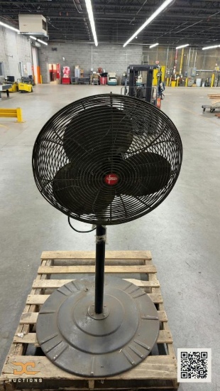 (1) Dayton Industrial Pedestal Floor Fan | 115V | 27" Diameter