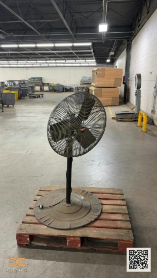 (1) Dayton Industrial Pedestal Floor Fan | 115V | 27" Diameter