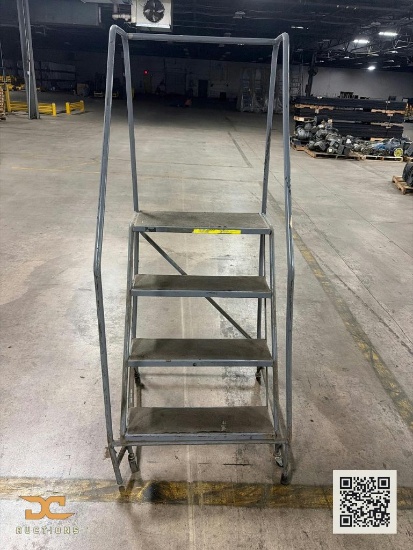 (1) Industrial 4-Step Rolling Safety Ladder with Handrails