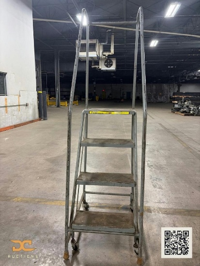 (1) Industrial Rolling Safety Ladder | 4-Step Steel Warehouse Ladder with Handrails