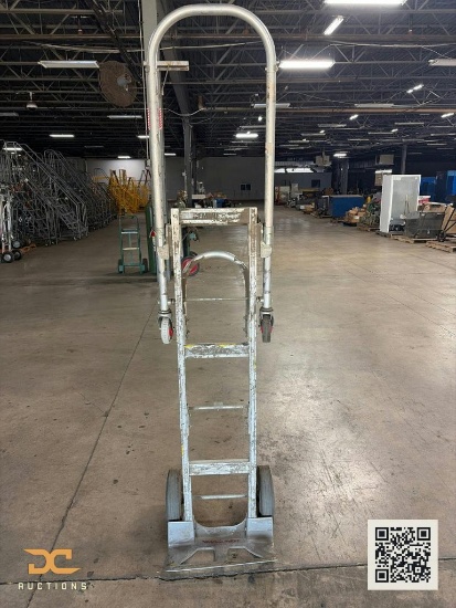 (1) Magliner Aluminum Hand Truck / Convertible Dolly with Stair Climber Wheels