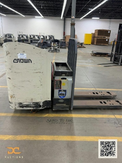 (1) 2019 Crown Walkie Rider