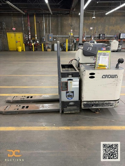 (1) 2019 Crown Walkie Rider