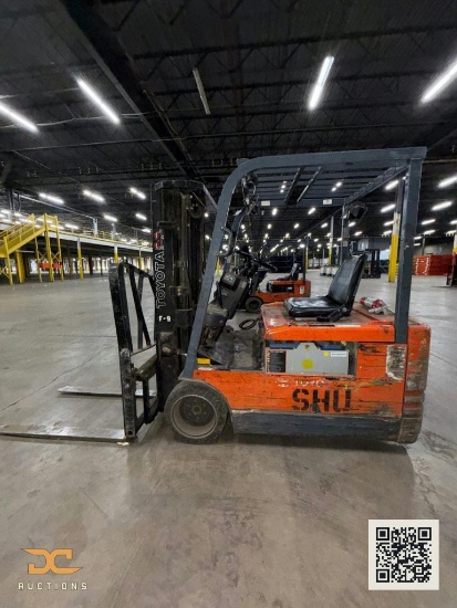 (1) Toyota 5FBC15 Electric Forklift | 3,000 LB Capacity | Hours Unknown