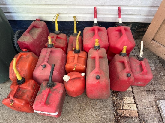 14 Plastic Gas Cans