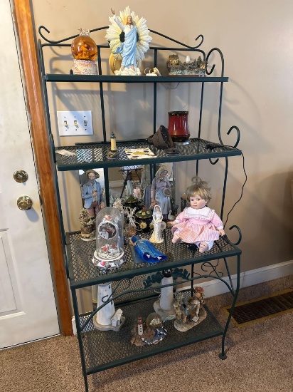 Metal Bakers Rack & Contents