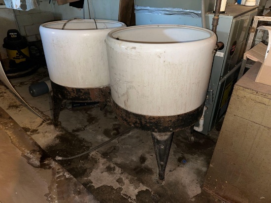 Porcelain Wash Tubs
