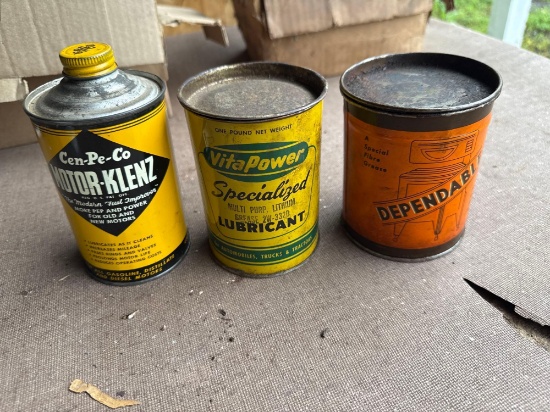 3 Vintage Oil Cans