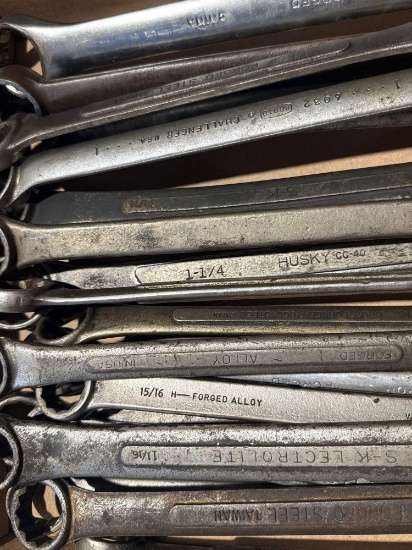 Flat of Combination Wrenches - Large Diameter