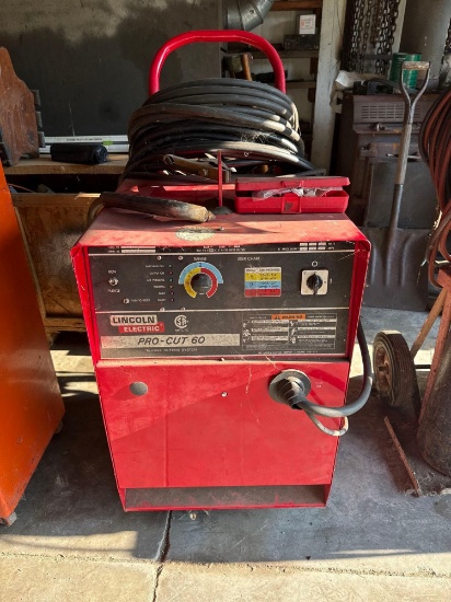 Lincoln Electric Pro Cut 60 Plasma Cutter