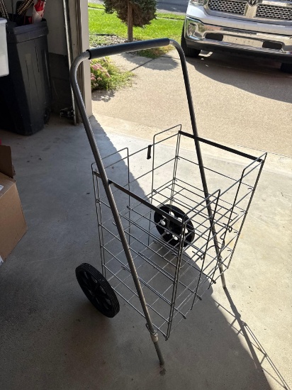 2 Wheel Collapsing Basket