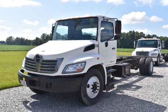 2006 Hino cab chassie 469 CI Hino