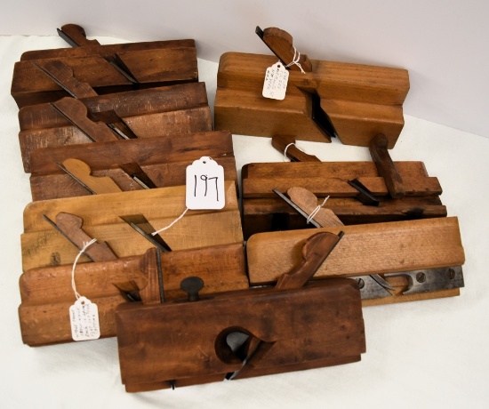 9 Wooden planes