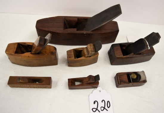 7 Small wooden planes