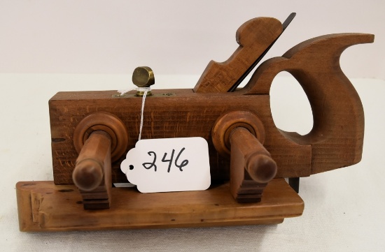 DR Barton beech plow plane, handled