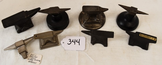 8 Mini anvils