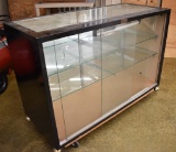 Almor glass top showcase 30