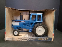 Ford TW-25 1/16 Scale Die-Cast Tractor by Scale Mo