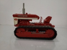 International 340 Crawler Tractor Model
