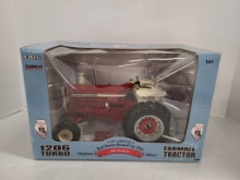 ERTL 1:16 Farmall 1206 Turbo Tractor Model